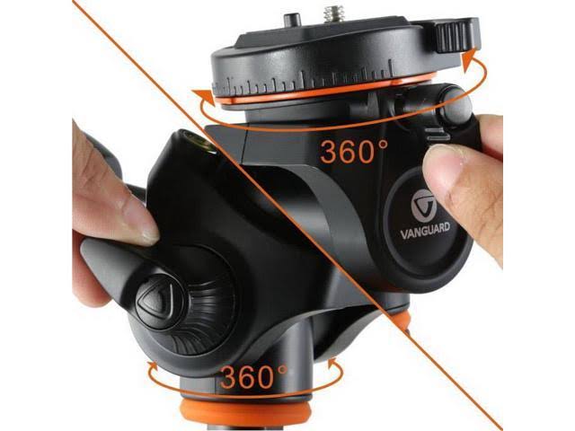 Aluminum Tripod with Pan Head Q926