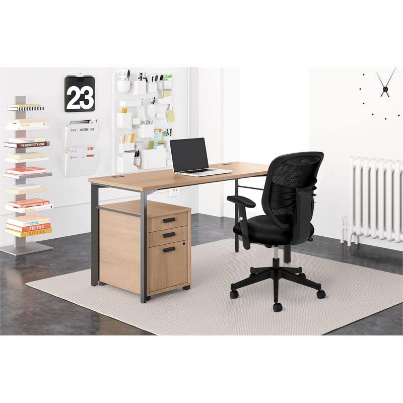 Leather High-Back Mesh Work Chair with Adjustable Arms in Black F8882
