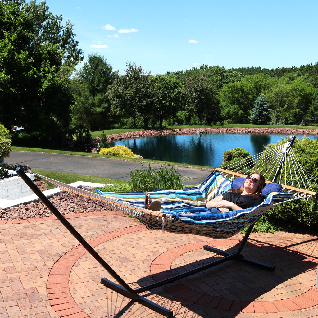 Rope Hammock with Steel Stand, Pad, and Pillow Q475482
