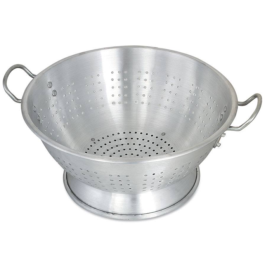 15.1 qt Heavy-Duty Aluminum Colander M6423