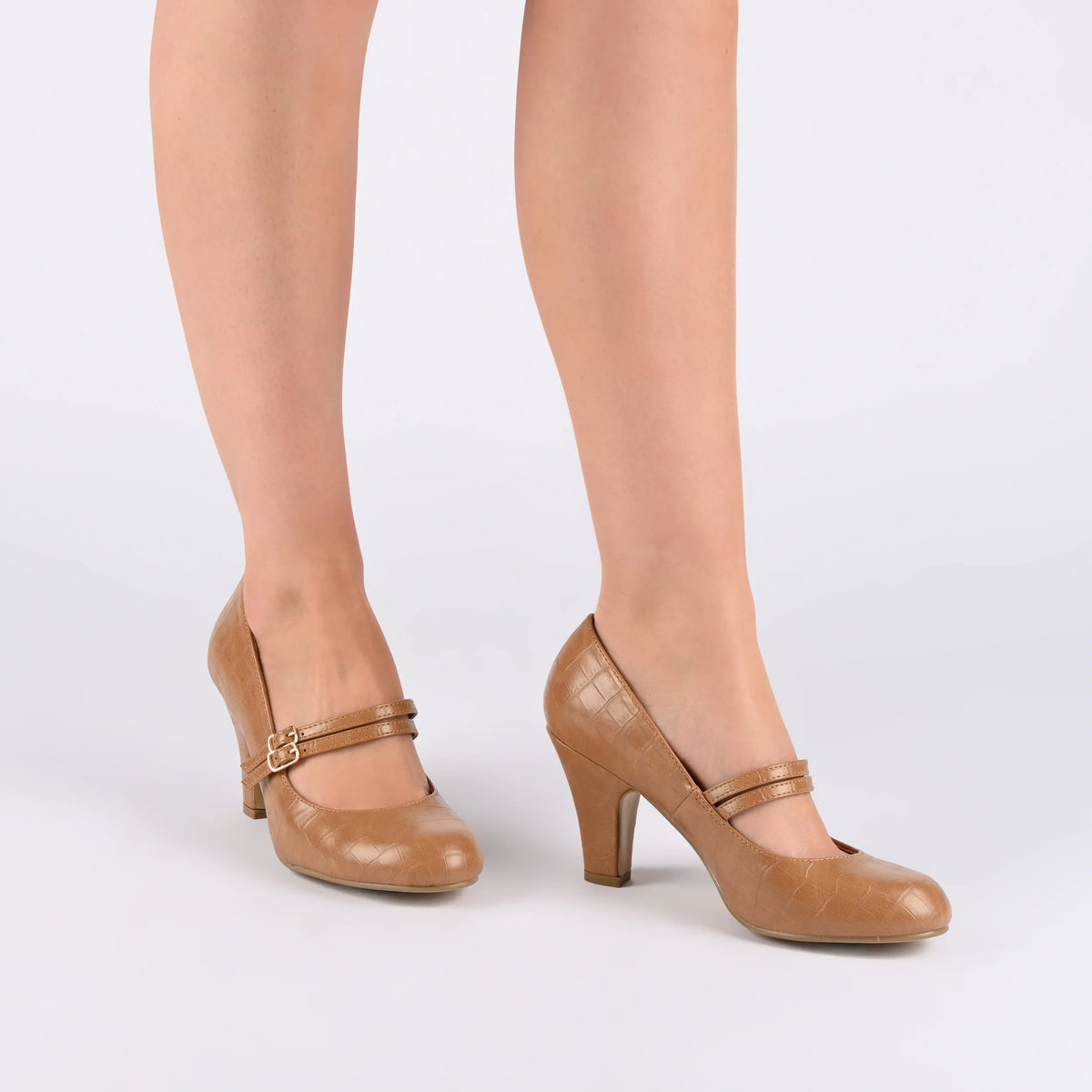 Wide Width Round Toe Block Heel Mary Jane Pumps S63664