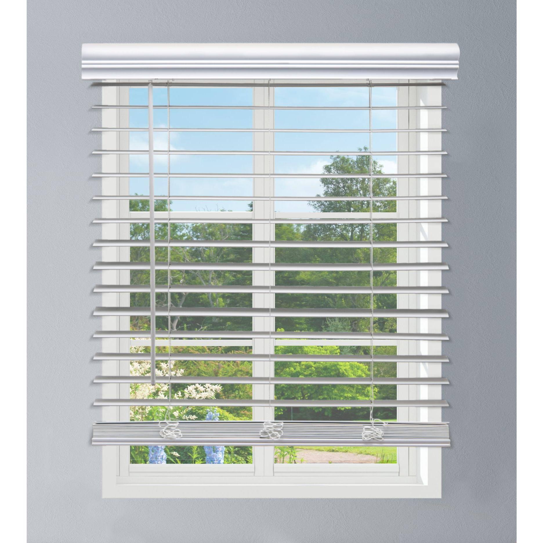 White Cordless Faux Wood Blind L847