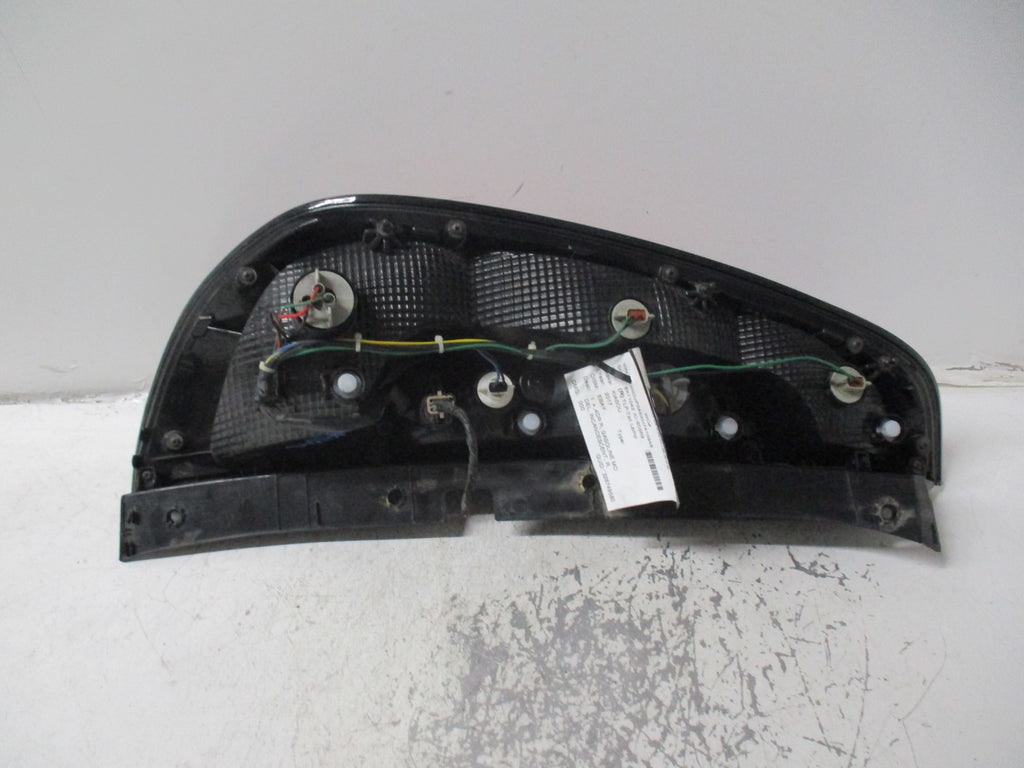 Pre-Owned Kia Soul Passenger RH Tail Light Lamp A317424