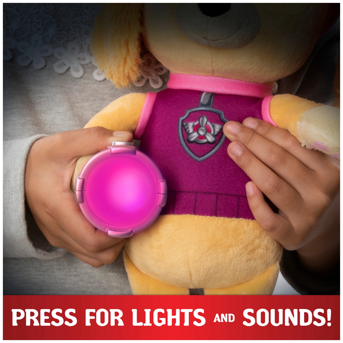 Skye Plush with Flashlight and Sounds U2067