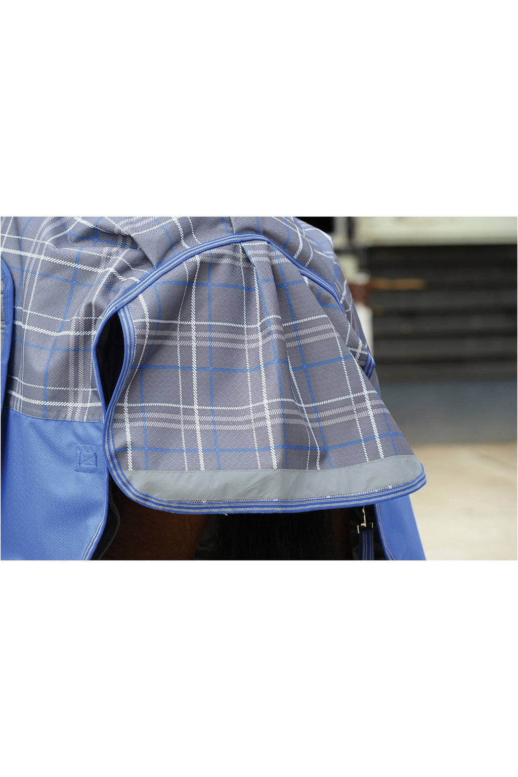 Grey Plaid Detach-A-Neck Medium Y543666