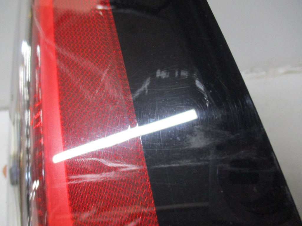 Pre-Owned Kia Soul Passenger RH Tail Light Lamp A317424
