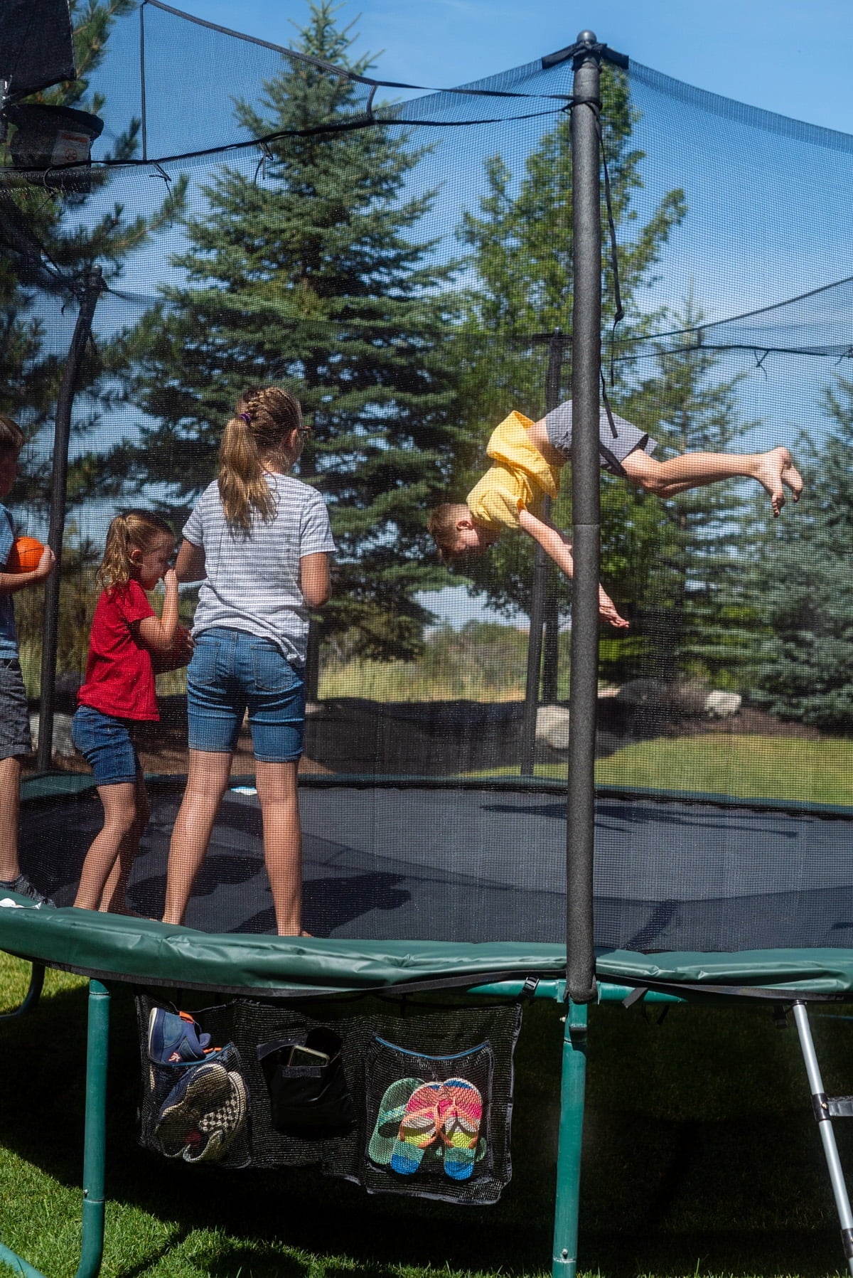 14' Round Frame Trampoline Jumping Mat with 88 Rings J209