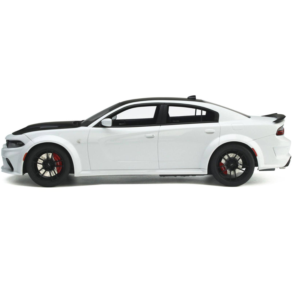 White 1/18 Dodge Charger SRT S8701