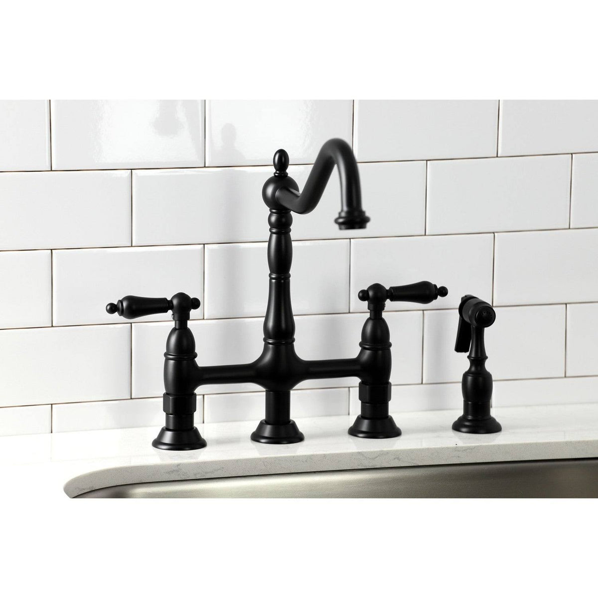 Antique Brass Kitchen Faucet with Brass Sprayer S1561