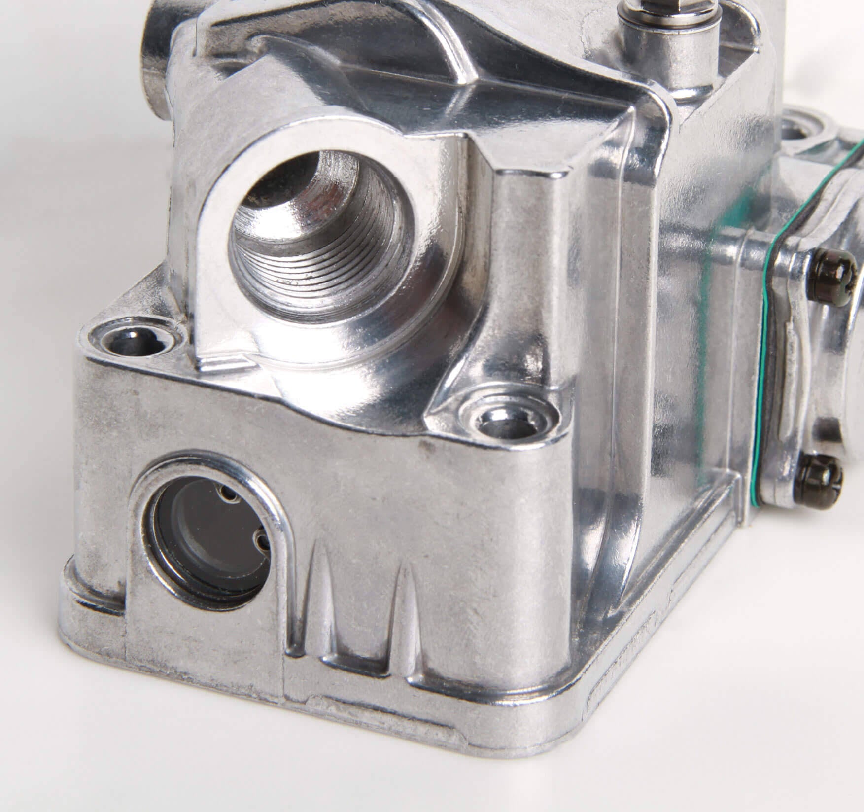 Carburetor M58769