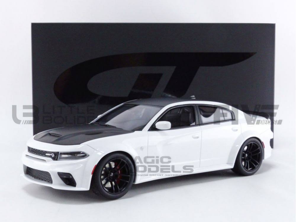 White 1/18 Dodge Charger SRT S8701