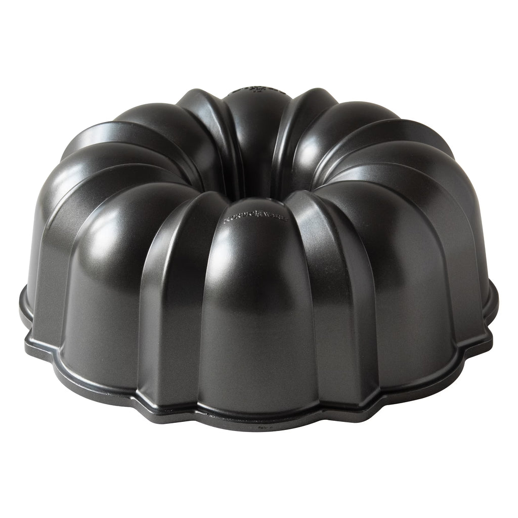 ProCast Aluminum Nonstick 12 Cup Bundt Pan, Graphite Silver, 10.5" x 10.5" x 3.8" L2031